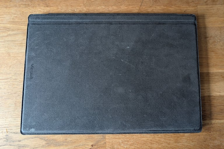 Microsoft Surface Pro 7 Plus - laptop / tablet, 8Gb 256Gb i5-1135g7 - with PSU and keyboard, VGC 