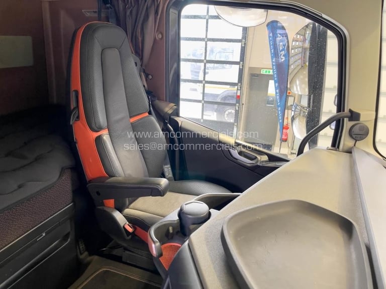Volvo FH750 6x4 120t 3.2wb hub reduction double drive,i shift engine brake