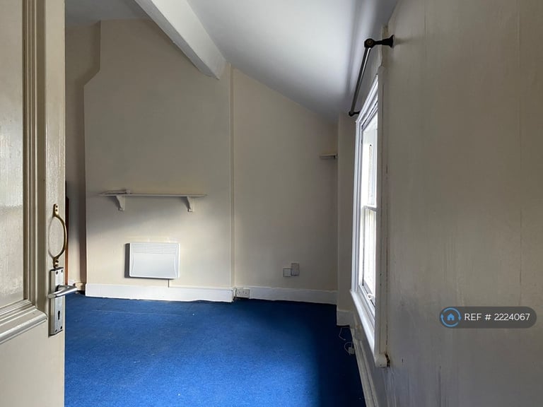 Studio flat in South Albert Road, Liverpool, L17 (#2224067)