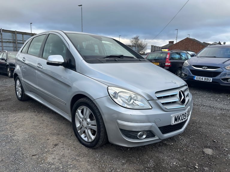 image for MERCEDES-BENZ B CLASS B180 CDI SE 5dr CVT Automatic | MOT JULY 2026 | SUNROOF