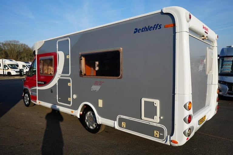 Dethleffs Globetrotter ESPRIT RT RENAULT 3 BERTH 4 TRAVEL SEAT MOTORHOME