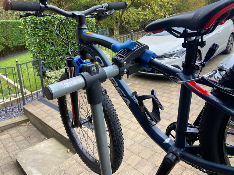 Share Orbea MX 24 XC Kids Mountain Bike – 24” Wheels, Shimano Altus 7-Speed.