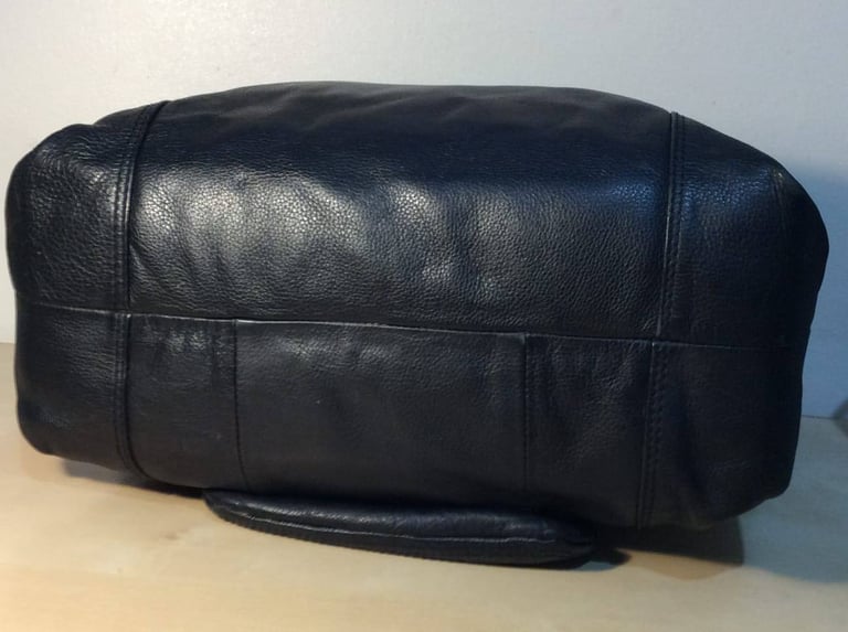 Italy Black Leather Bag 
