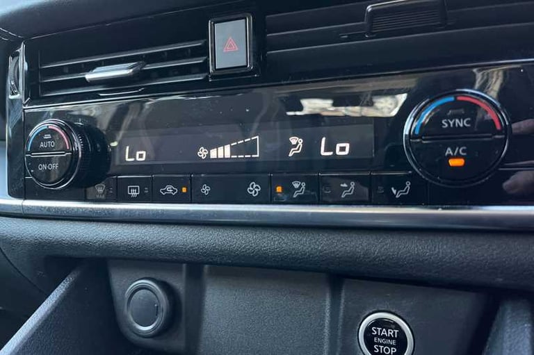 2021 Nissan Qashqai 1.3 DiG-T MH Acenta Premium 5dr HATCHBACK PETROL Manual