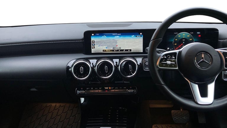 2022 Mercedes-Benz A-Class A 200 SPORT EXECUTIVE AUT Saloon Petrol Automatic