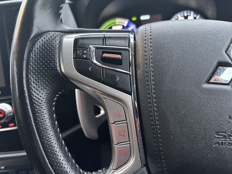 2021 Mitsubishi Outlander 2.4h TwinMotor 13.8kWh Design SUV 5dr Petrol Plug-in Hybrid CVT 4WD Eur...