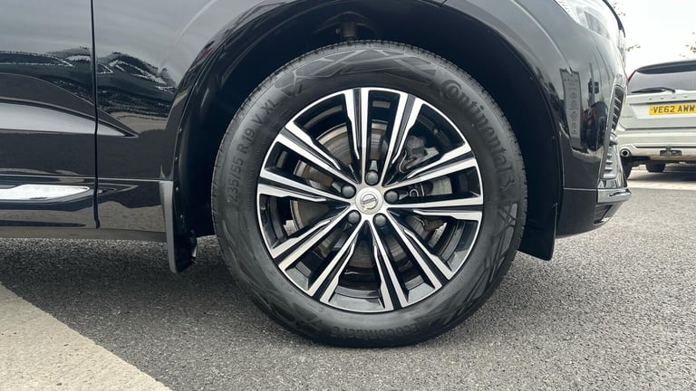 2021 Volvo XC60 2.0 B5P Inscription 5dr AWD Geartronic ESTATE PETROL Automatic