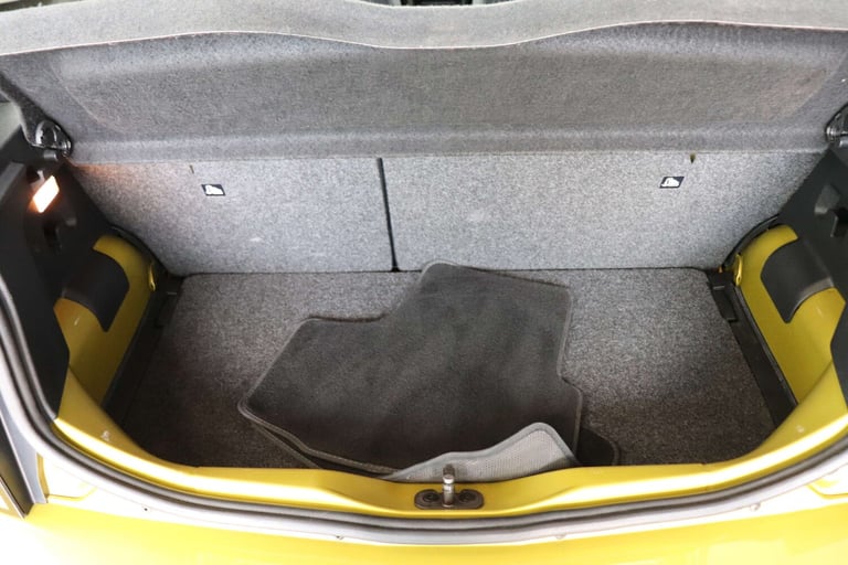 2016 Volkswagen up! 1.0 High Up 3dr Hatchback Petrol Manual