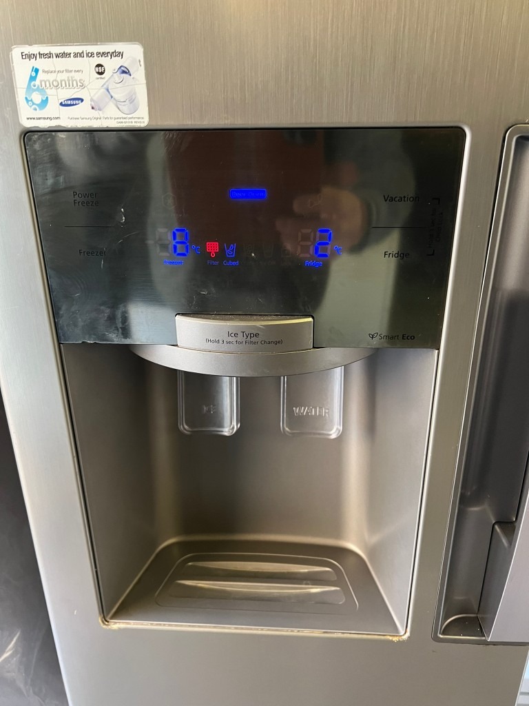 SAMSUNG SMART ECO AMERICAN SILVER GREY FRIDGE FREEZER WITH ICE & WATER  DISPENCER | in Cheadle, Manchester | Gumtree