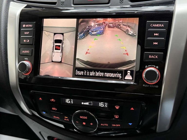 2020 Nissan Navara Double Cab Pick Up Tekna 2.3dCi 190 TT 4WD Auto PICK UP DIESEL Automatic