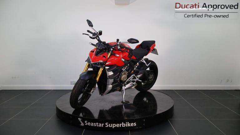 DUCATI STREETFIGHTER V4 S - 2020 - 14100 MILES