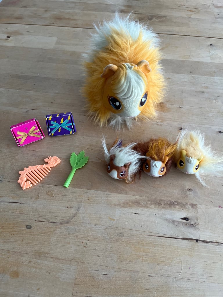 Little Live Pets Soft Interactive Mama Guinea Pig Set