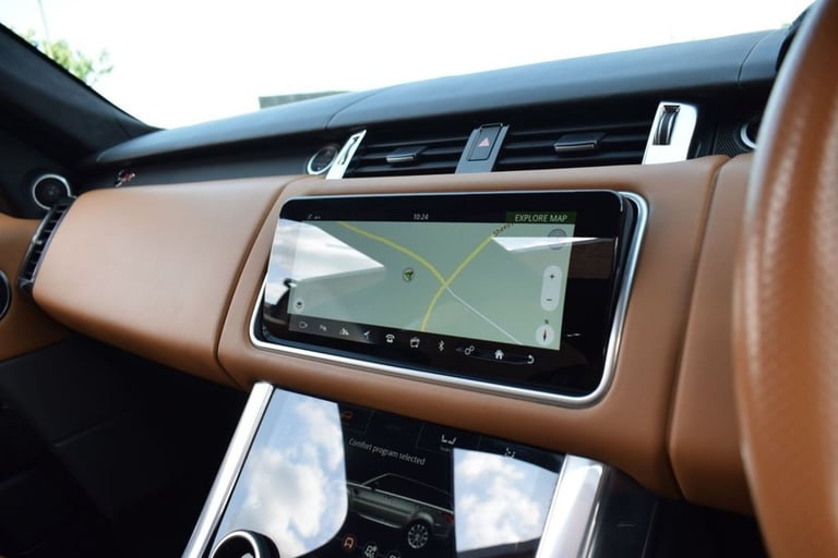 2021 62 LAND ROVER RANGE ROVER SPORT 5.0 P575 V8 SVR CARBON EDITION SUV 5DR PETR