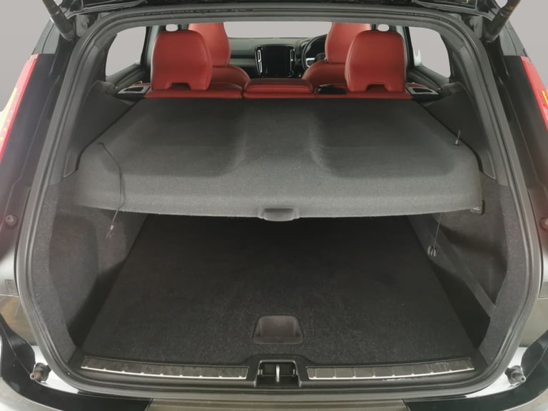 2020 Volvo XC40 1.5 T3 Inscription SUV 5dr Petrol Manual Euro 6 (s/s) (163 ps) - SENSUS SAT Suv P...