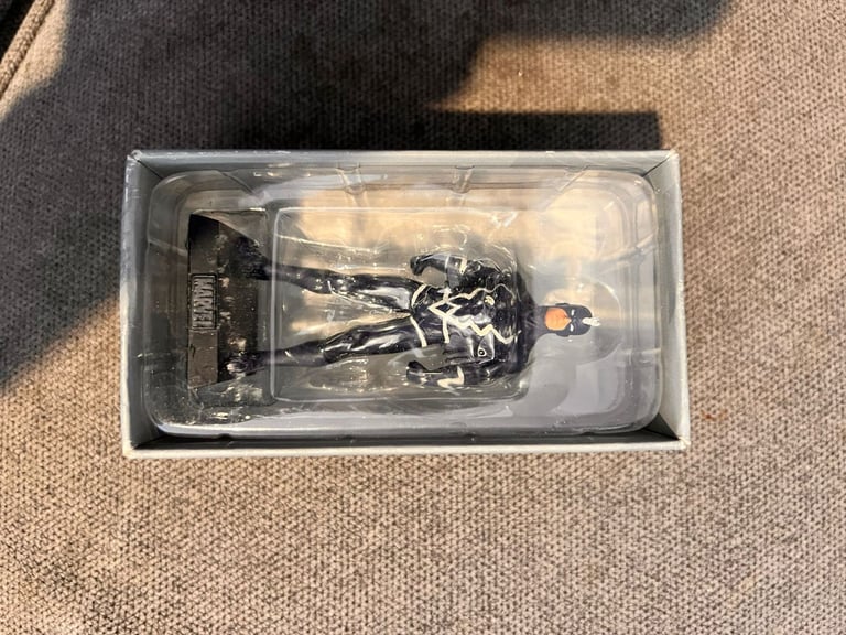 image for Black Bolt figurine from the Classic Marvel Figurine Collection by Eaglemoss