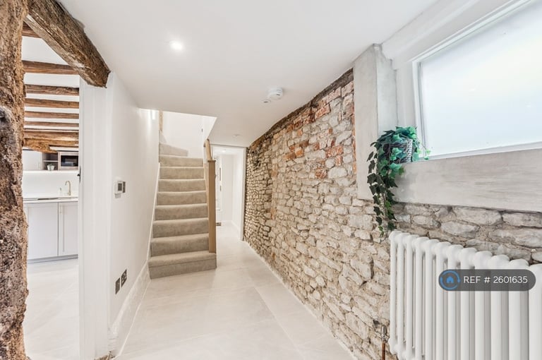 3 bedroom house in Thame Road, Warborough, Wallingford, OX10 (3 bed) (#2601635)