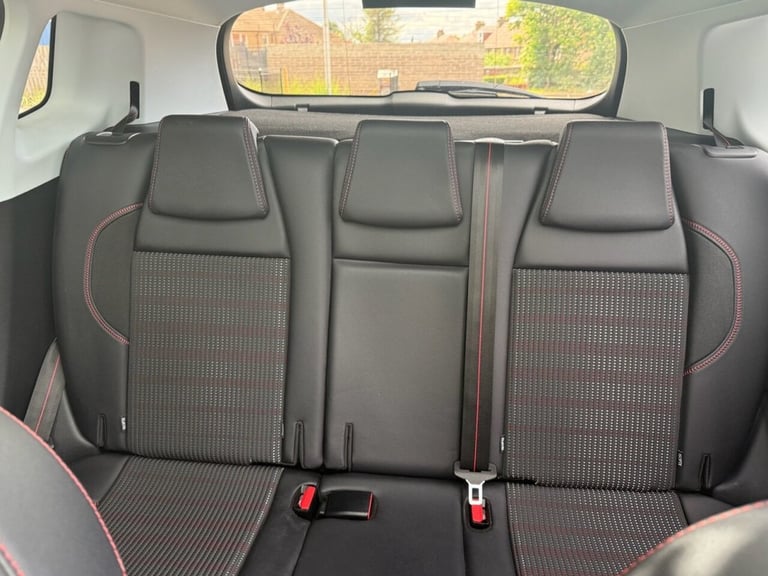 2017 Peugeot 2008 1.6 BlueHDi GT Line SUV 5dr Diesel Manual Euro 6 (s/s) (120 ps) HATCHBACK Diese...