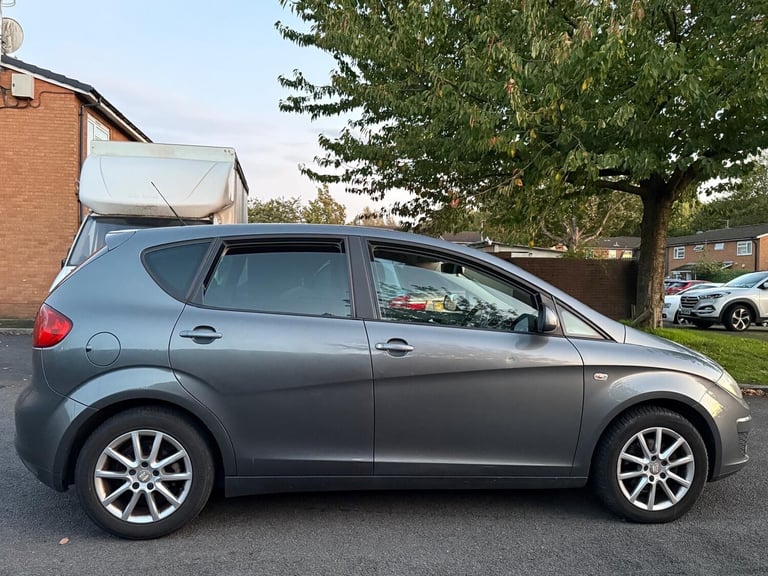 2012 SEAT Altea 1.6 TDI CR SE 5dr DSG MPV Diesel Automatic