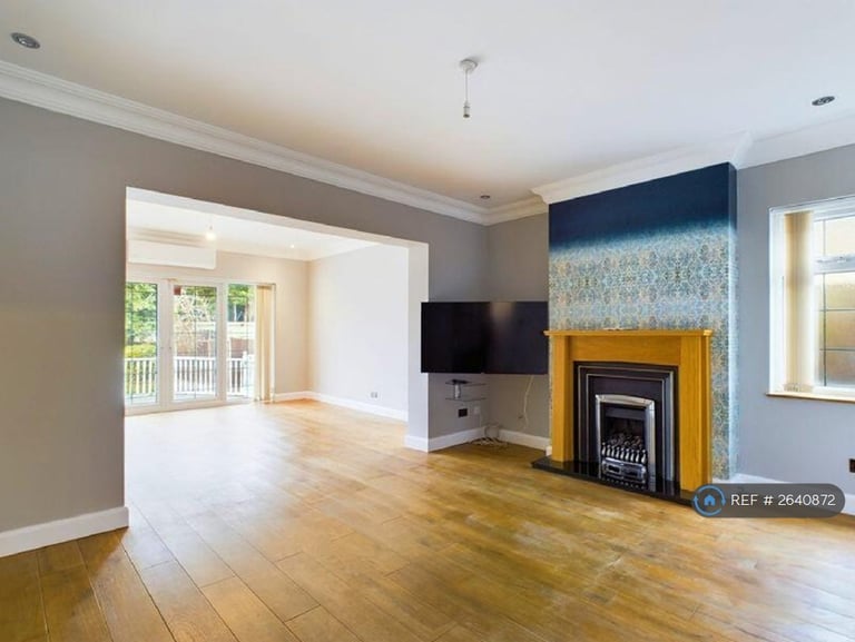 3 bedroom house in Newlands Drive, Birmingham, B62 (3 bed) (#2640872)