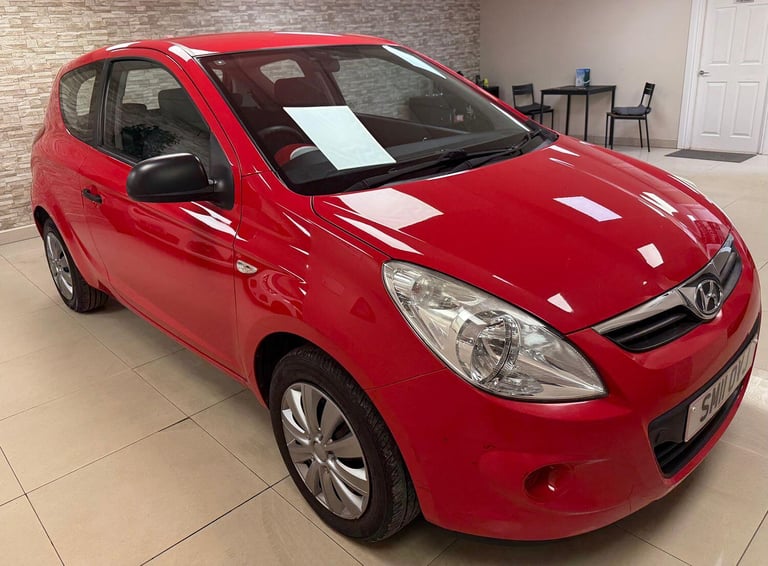 image for HYUNDAI I20 1.2 Classic Red Manual WARRANTY 12 MONTHS MOT