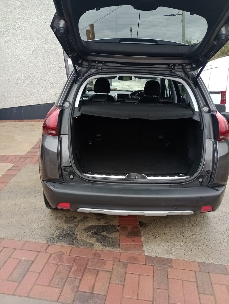 Peugeot, 2008, Hatchback, 2017, Manual, 1199 (cc), 5 doors