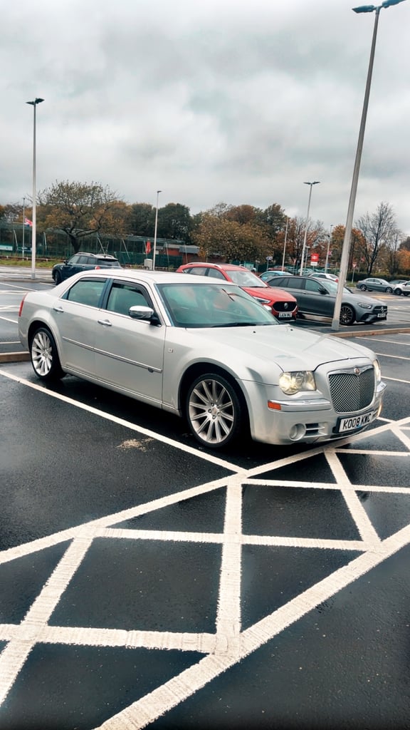 2008 CHRYSLER 300 CRD V6 AUTOMATIC FULY LOADED 12 MONTHS MOT STARTS N DRIVES GREAT 