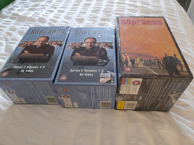 FREE SOPRANOS BOX VIDEOS COMPLETE 3/4 SERIES NEVER OPENED