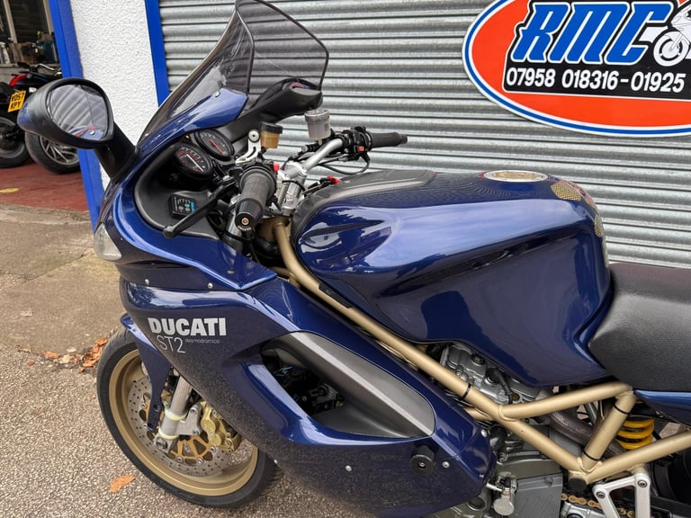Ducati ST 2