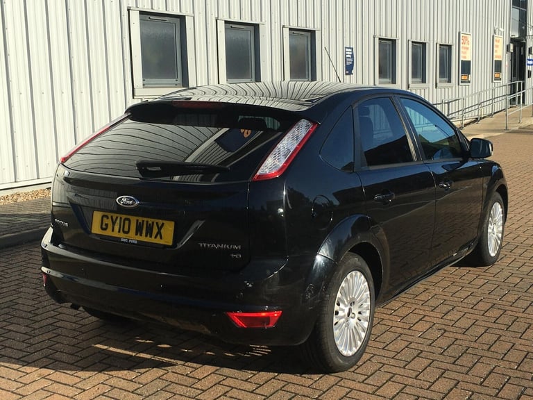 2010 Ford Focus 1.6 Titanium 5dr HATCHBACK Petrol Automatic