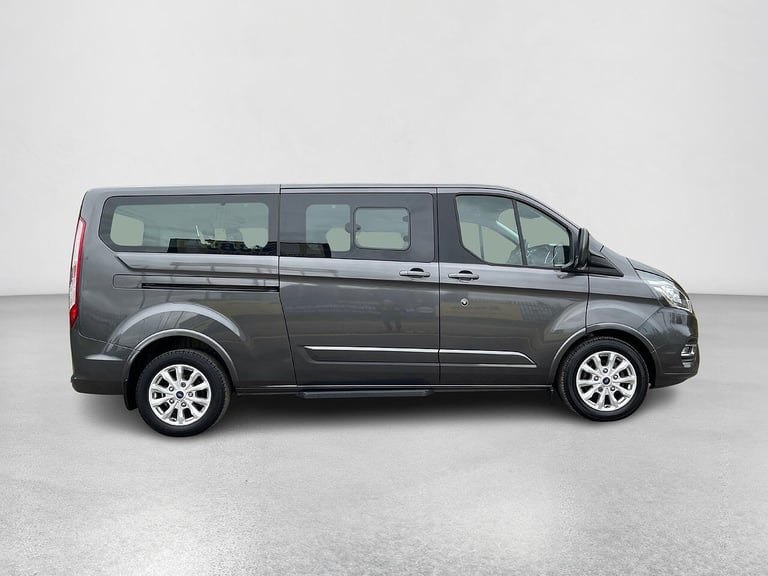 2022 Ford Tourneo Custom 2.0 320 EcoBlue MHEV Titanium L2 Euro 6 (s/s) 5dr MPV Diesel Manual