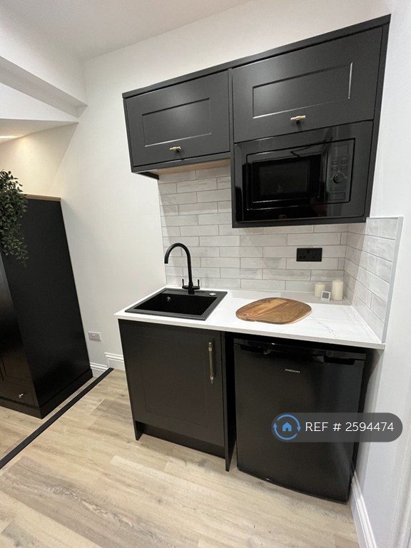 1 bedroom in Lower Hester Street, Northampton, NN2 (#2594474)