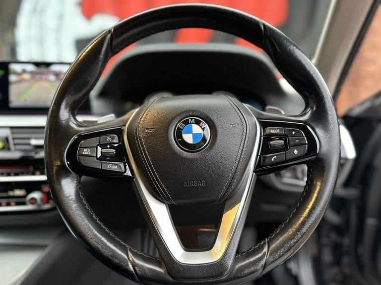 2017 BMW 5 Series 520d SE 4dr Auto SALOON DIESEL Automatic
