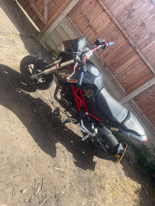 image for Benneli tnt 125