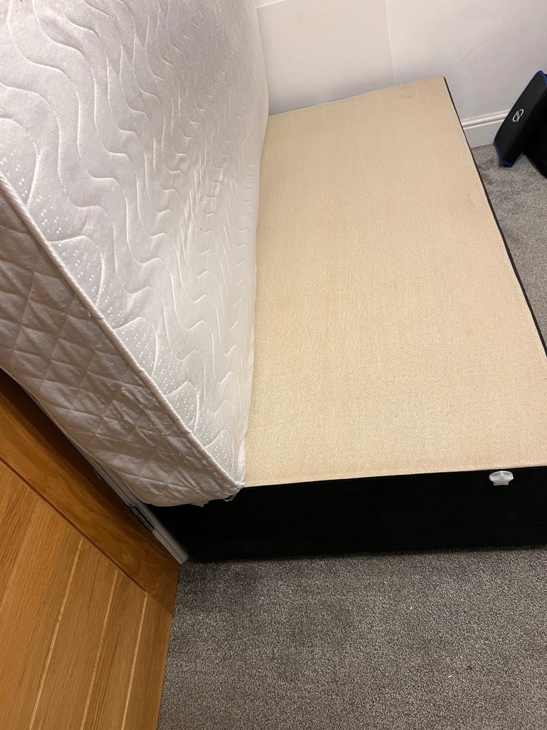 Single bed with storage