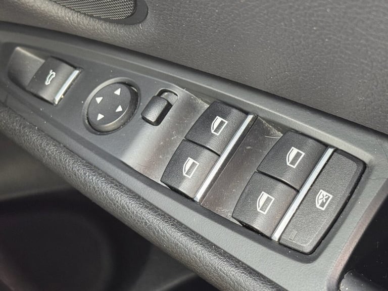 2015 BMW X6 3.0 M50d SUV 5dr Diesel Auto xDrive Euro 6 (s/s) (381 ps) ESTATE Diesel Automatic