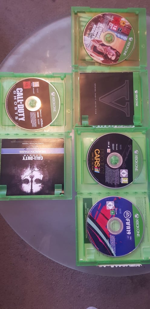 4x Xbox One games. GTA5 