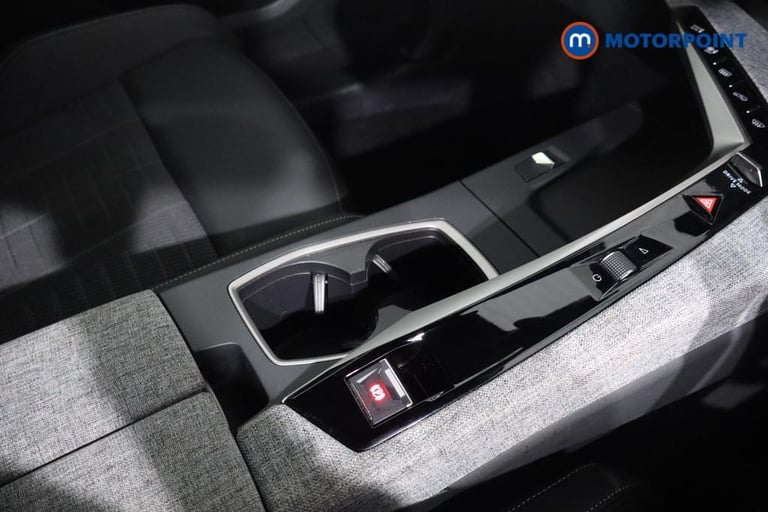 2025 Peugeot 3008 1.2 Hybrid 136 GT 5dr e-DSC6 HATCHBACK PETROL Automatic