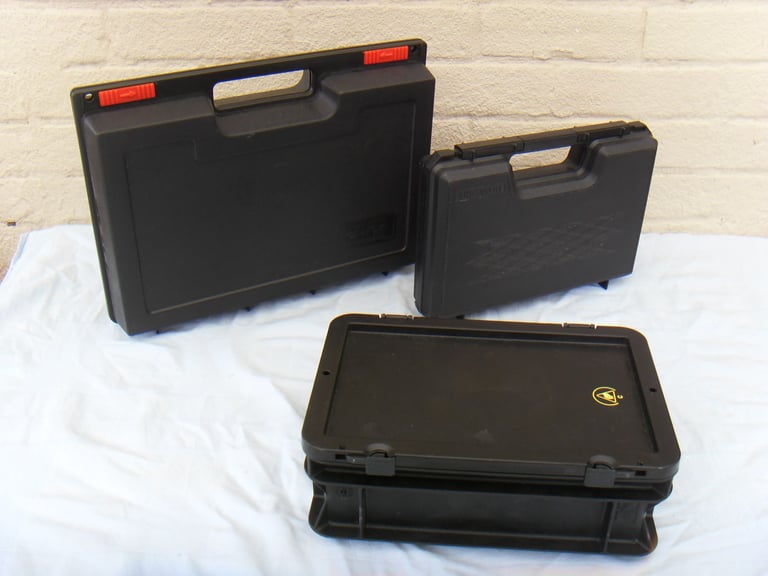 Instrument, Gun or Gadget Cases