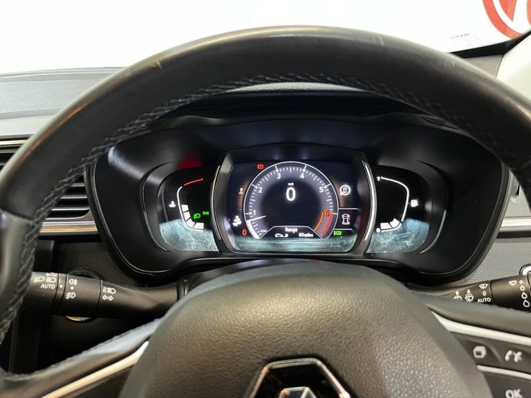 2019 Renault Kadjar 1.3 TCe Iconic SUV 5dr Petrol Manual Euro 6 (s/s) (140 ps) HATCHBACK Petrol M...