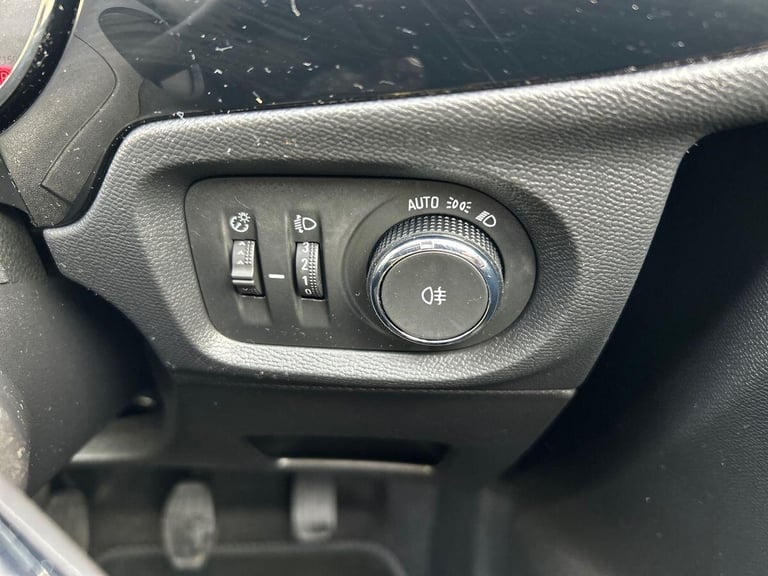 2021 Vauxhall Corsa 1.2 SE Hatchback 5dr Petrol Manual Euro 6 (75 ps) Hatchback PETROL Manual