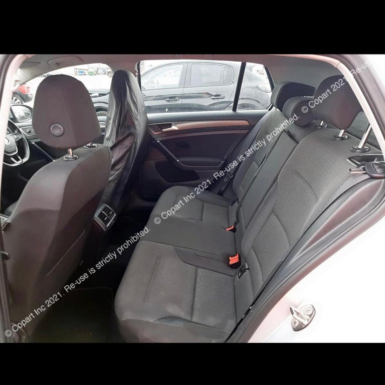VOLKSWAGEN GOLF MK7 FOR BREAKING IN SILVER LA7W / LIGHTS / DOORS 2013