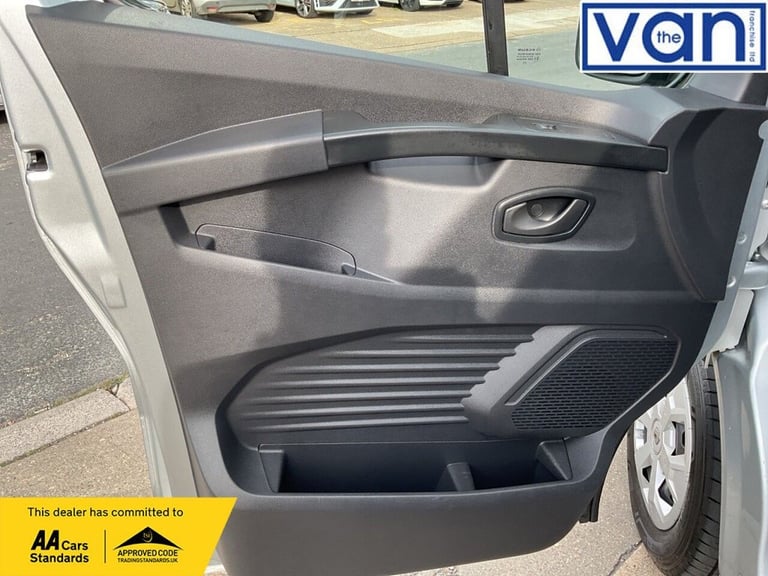 2023 Renault Trafic 2.0 dCi Blue SL28 Business Panel Van 5dr Diesel Manual L1 H1 Euro 6 (s/s) ( P...