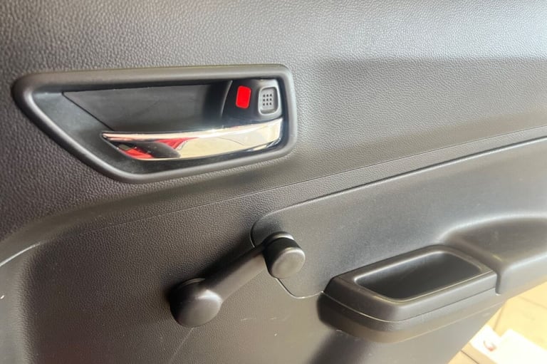 2019 19 SUZUKI SWIFT 1.2 DUALJET ATTITUDE HATCHBACK 5DR PETROL MANUAL EURO 6 (S/