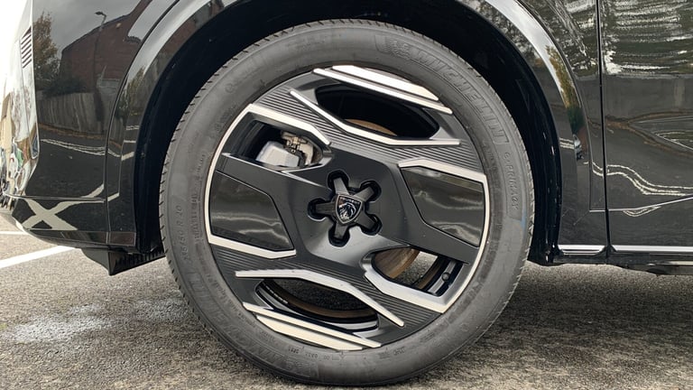 2024 Peugeot 3008 73kWh GT SUV 5dr Electric Auto (210 ps) SUV Electric Automatic