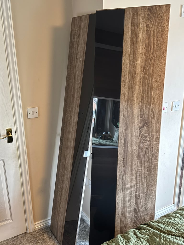 image for Solid Wood Wardrobe Doors x 2 With Glass Panels 