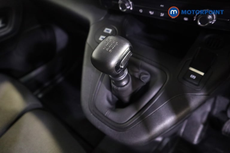 2024 Peugeot Partner 1.5 BlueHDi 100 Professional Van PANEL VAN DIESEL Manual