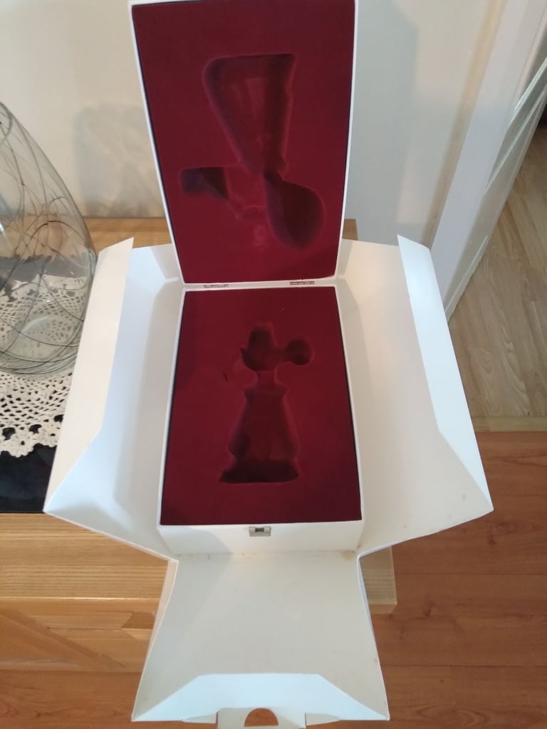 swarovski 2000 Annual Edition "Masquerade "