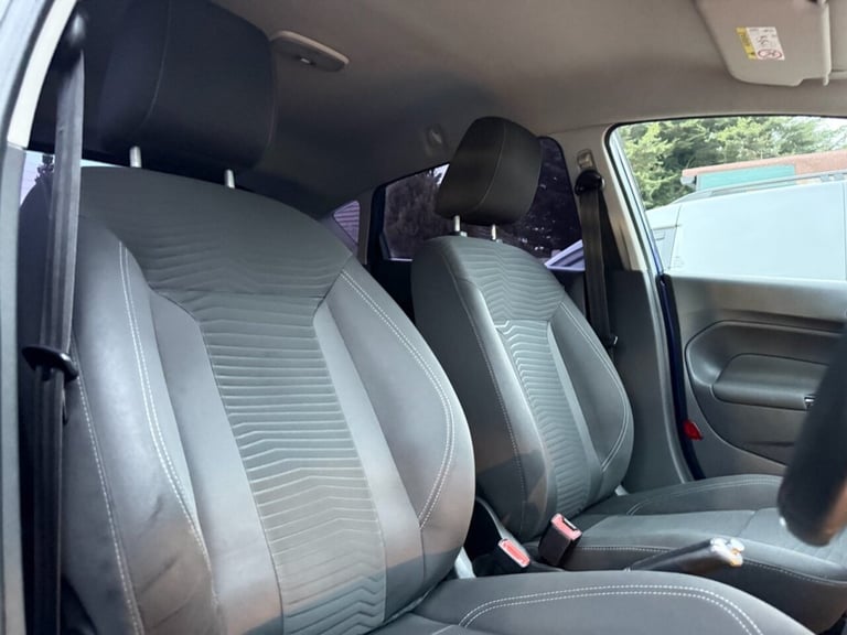 2014 Ford Fiesta 1.0 EcoBoost Zetec 5dr Powershift HATCHBACK PETROL Automatic