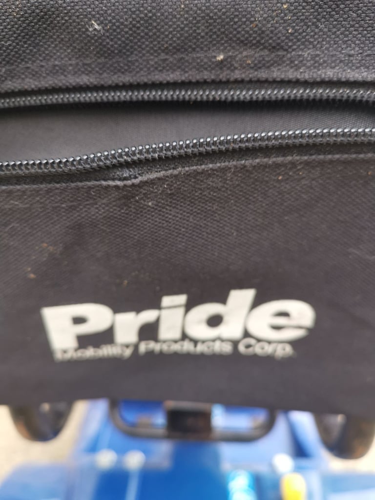 Small lightweight mobility scooter READ ADVERT!