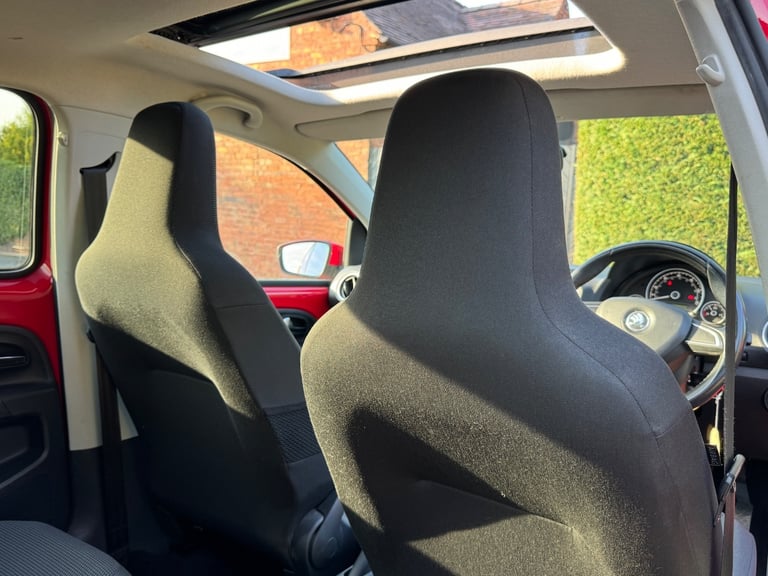 SKODA CITIGO 1.0 MPI GREEN TECH ELEGANCE, £20 TAX + SUNROOF + APPLE CAR PLAY WOW